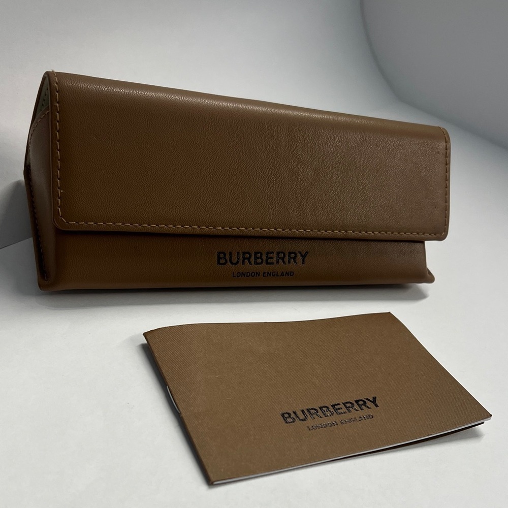 Burberry London England Brown Leather Eyeglasses Sunglasses Case - Unused